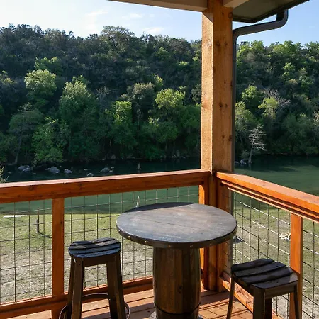 Lazy Southern Getaway